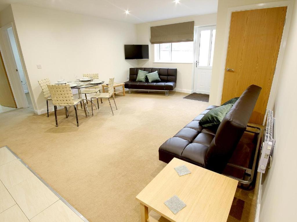 Courtyard Mews Apartment Wakefield Exterior photo